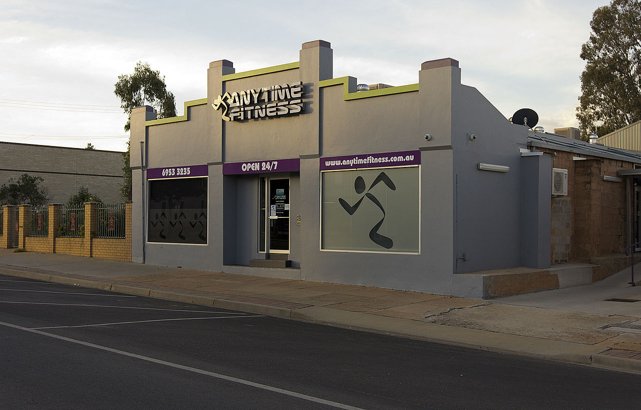 File:Anytime Fitness in Kurrajong Ave under construction in Leeton.jpg -  Wikimedia Commons