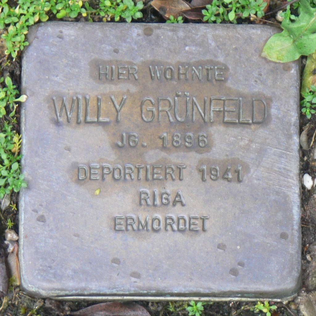 Aub - Stolperstein Grünfeld, Willy.jpg
