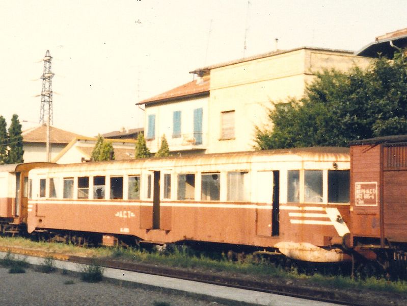 File:Automotrice ACT ALn 9003 a Reggio Santa Croce.jpg