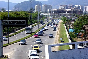 Avenida Ayrton Senna, em Jacarepaguá.
