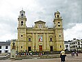 Basílica da Virgem de Chiquinquirá em Boyacá, na Colômbia, onde a pintura original é preservada.