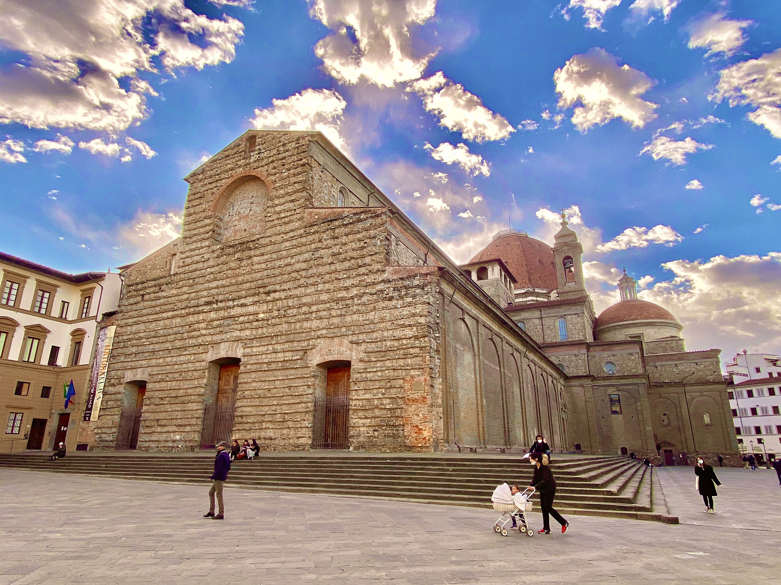 File:Basilica di San Lorenzo (Firenze).jpg - Wikimedia Commons