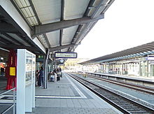 Hausbahnsteig 1 und Bahnsteig 2