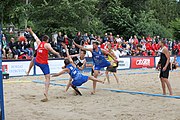 Deutsch: Beachhandball Europameisterschaften 2019 (Beach handball Euro); Tag 3: 4. Juli 2019 – Männer, Hauptrunde Gruppe I, Serbien-Deutschland 2:1 (14:25, 20:18, 7:6) English: Beach handball Euro; Day 3: 4 July 2019 – Men Main Round Group I – Serbia-Germany 2:1 (14:25, 20:18, 7:6)