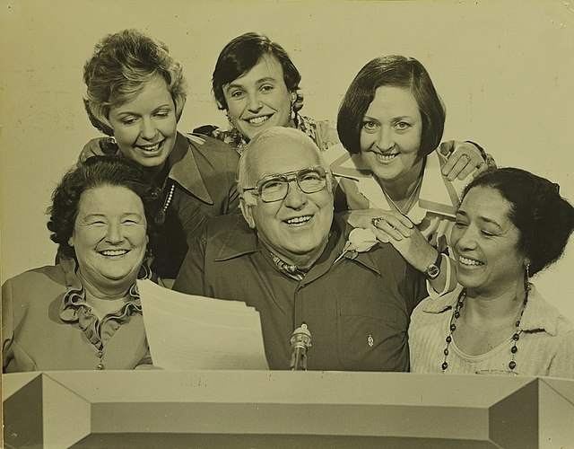 Selwyn Toogood (centre), host of the New Zealand version of Beauty and the Beast, surrounded by panellists (from left) Jean McLean, Denise Brady, Lorr