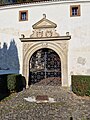 wikimedia_commons=File:Benešov nad Ploučnicí Upper Castle Gate-I 20221027 125924.jpg