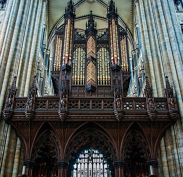 File:Beverley minster (14044437481).jpg