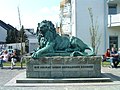 Löwendenkmal gegenüber dem Rathaus: Die Heimat ihren gefallenen Söhnen