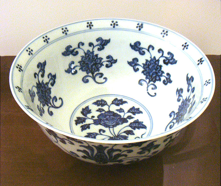 File:Blue and white Ming Xuande 1426 1435.jpg