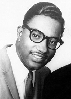 <span class="mw-page-title-main">Bobby Rogers</span> American singer (1940–2013)