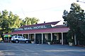 English: Royal Mail Hotel at Booroorban, New South Wales