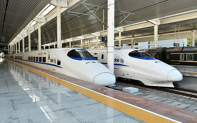 A CRH2A (based on E2-1000 Series Shinkansen) in Xiamen