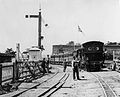 Thumbnail for File:Cape Town dual gauge ca 1880 bw.jpg