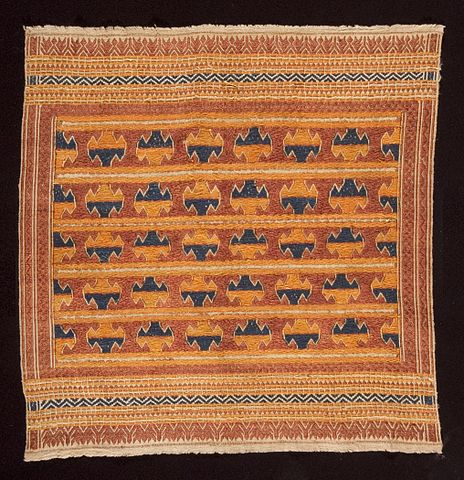 464px-Ceremonial_Textile_(Tampan)_LACMA_M.77.81.6.jpg (464×480)