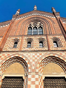 Facade Chiesa di San Francesco a Pavia.jpg