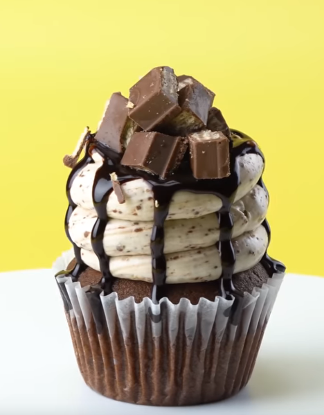 File:Chocolate Choco Cup-Cake.png