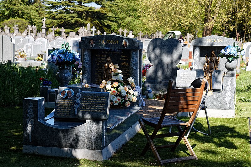 File:City of London Cemetery ranks of granite graves and headstones 1.jpg