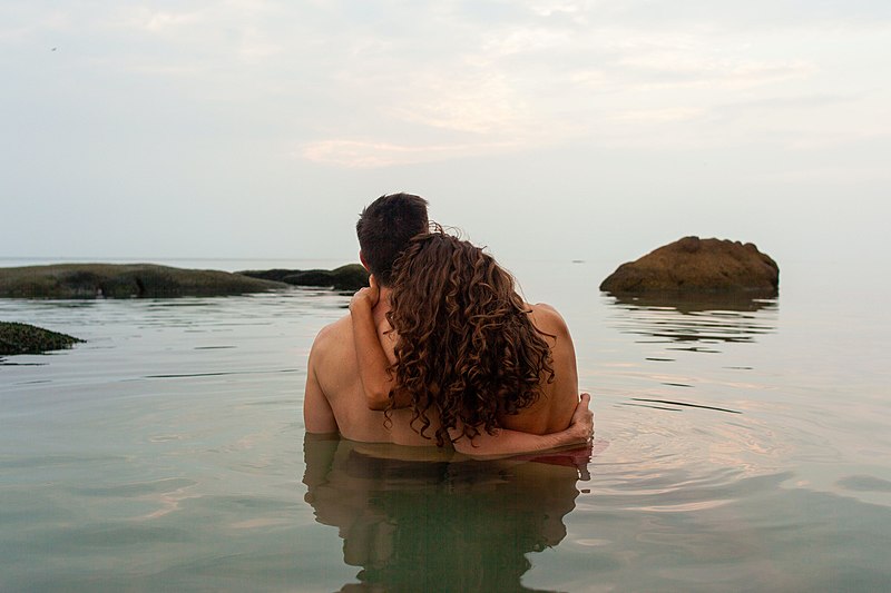 File:Couple half-submerged in the sea by Dainis Graveris on www.sexualalpha.com (51097142313).jpg