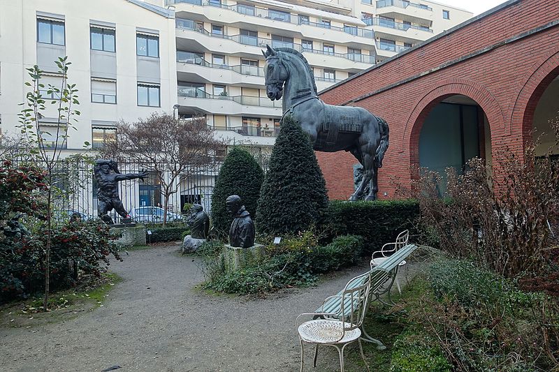 File:Courtyard @ Musée Bourdelle @ Montparnasse @ Paris (31366849902).jpg