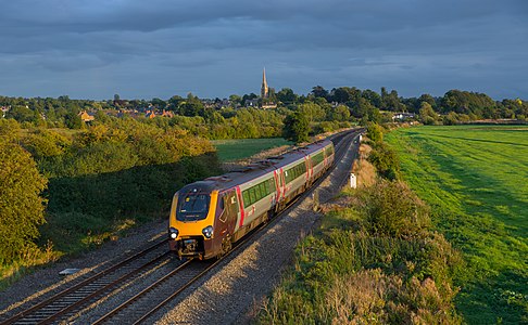 Cross Country Class 220 Voyager Kings Sutton - Banbury