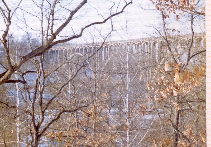 File:Cuyahoga Valley (SR 82).jpg