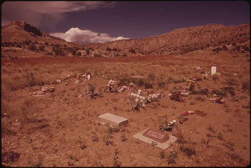 File:DE BEQUE, LIKE OTHER SMALL TOWNS IS THE PICEANCE BASIN, IS BARELY MAINTAINING ITSELF. DEPARTURE OF SMALL RANCHERS AND... - NARA - 552683.jpg