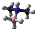 Complexe entre BH3 et la diméthylamine, avec la liaison B-N.