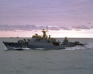 East German frigate Berlin underway on 1 October 1985 (6409381).jpg