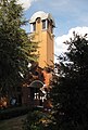 Deutsch: Katholische Kirche St. Monika in Schwerte-Ergste. Grundsteinlegung erfolgte am 12.Juni 1988, Weihe am 17. Dezember 1989.