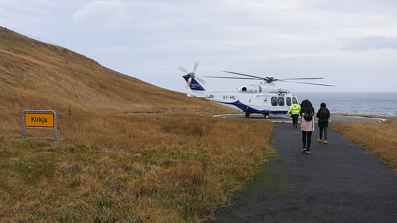 File:Faroe Islands Føroyar Færøerne Wyspy Owcze 2019 (47).jpg