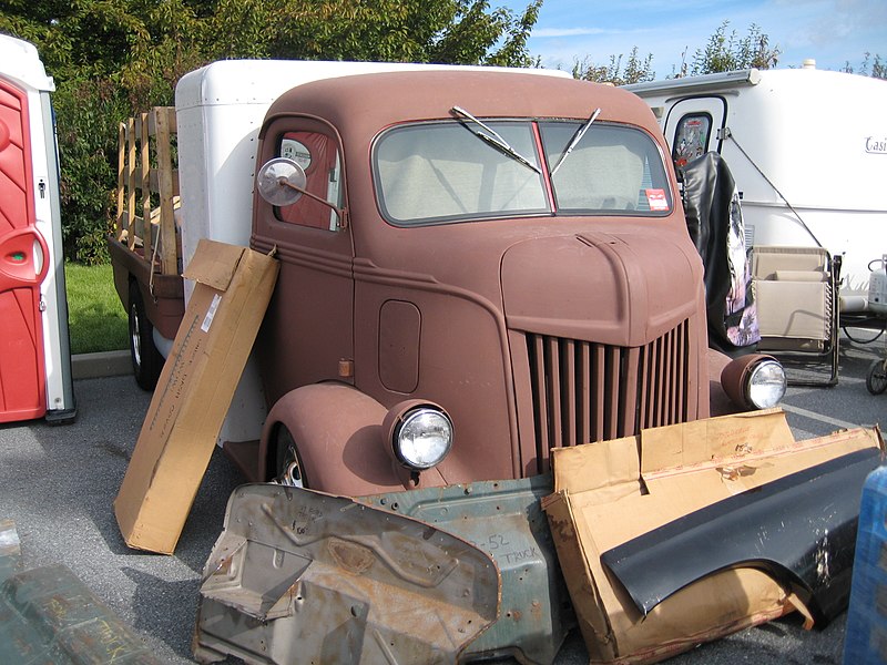 File:Ford COE (4094967930).jpg