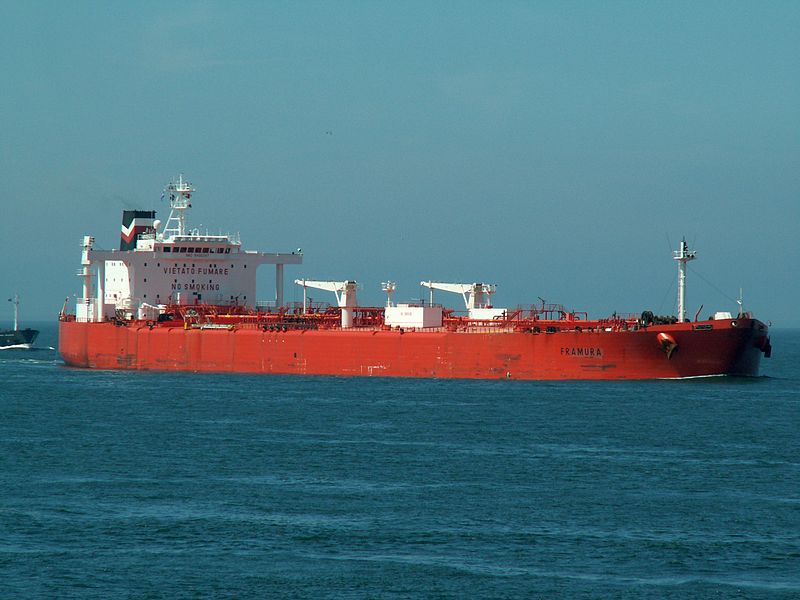 File:Framura pic1 approaching Port of Rotterdam, Holland 18-Jun-2005.jpg