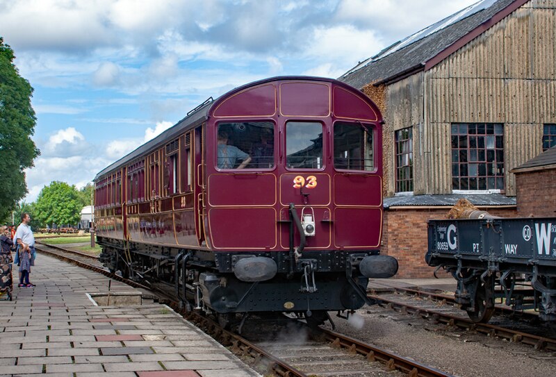 File:GWR 93 railmotor.jpg