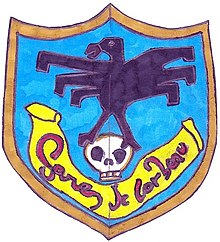Lo scudo usato da Bois-Guilbert per lo scontro con Ivanhoe: la scritta è in francese e significa Attento al corvo