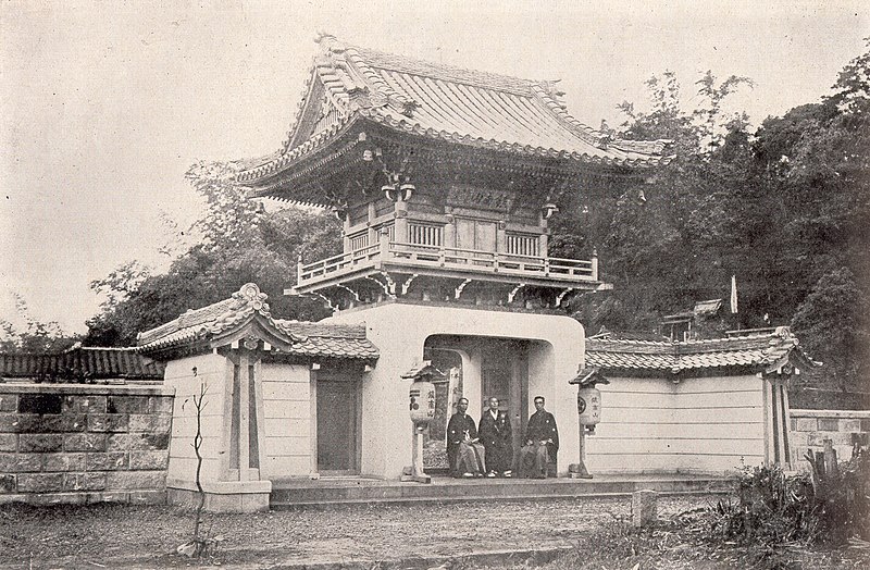 File:Gate of the Rinzai Gokokuzen-ji Temple.jpg