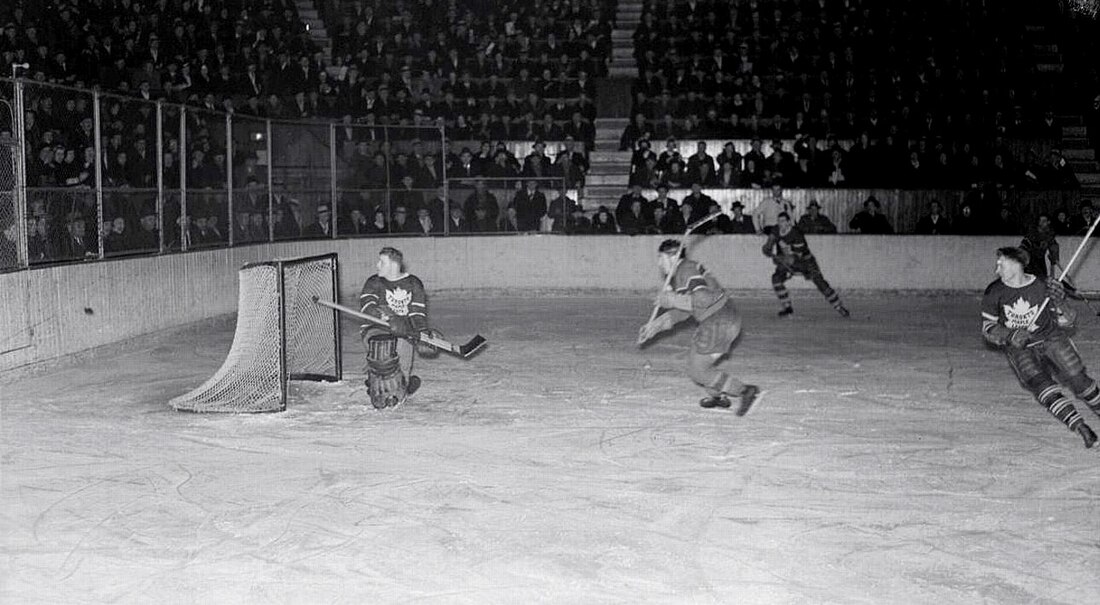 History of the National Hockey League (1917–1942)