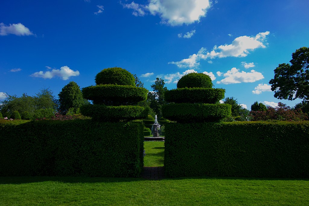 Hatfield House Garden