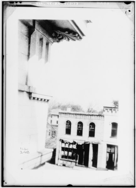 File:Historic American Buildings Survey Carl Magro, Photographer Summer 1936 DETAIL OF SOFFIT ORNAMENT - Old Knox County Courthouse, Main Street, Knoxville, Knox County, IL HABS ILL,48-KNOV,1-13.tif