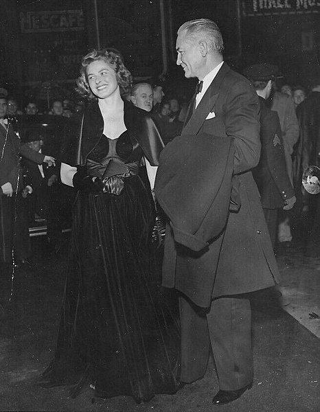 File:Ingrid Bergman & Victor Fleming.jpg