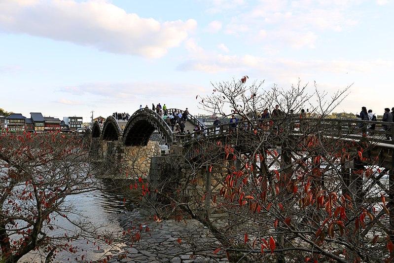 File:Iwakuni, ponte kintai-kyo, 10.jpg