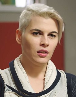 Kaki King 2016 (cropped).jpg