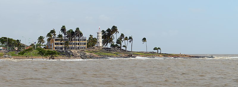 File:Kourou pointe des Roches B.jpg