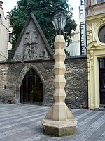 Lampadaire cubiste, Prague, 1911-1913