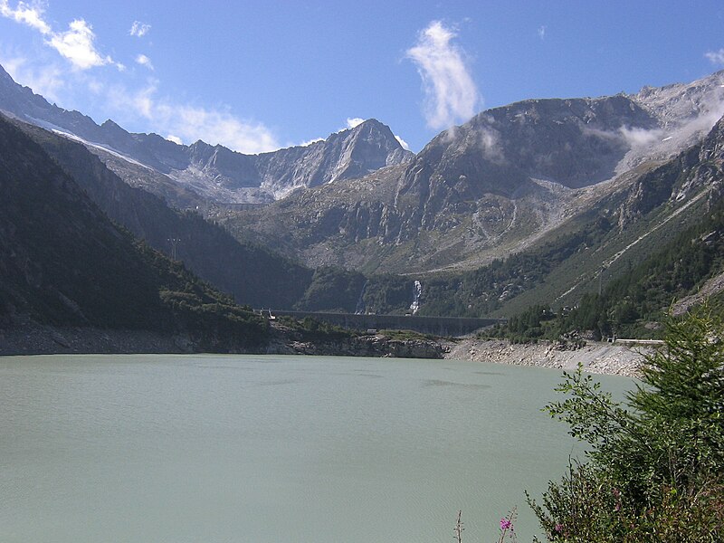 File:Lago d'Avio.jpg