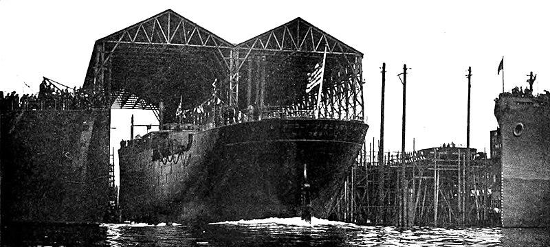 File:Launch of Stolt Nielson.jpg