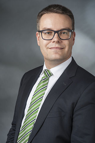 <span class="mw-page-title-main">Tobias Lindner</span> German economist and politician