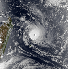 Cyclone Litanne Litanne Mar 13 1994 1301Z.png