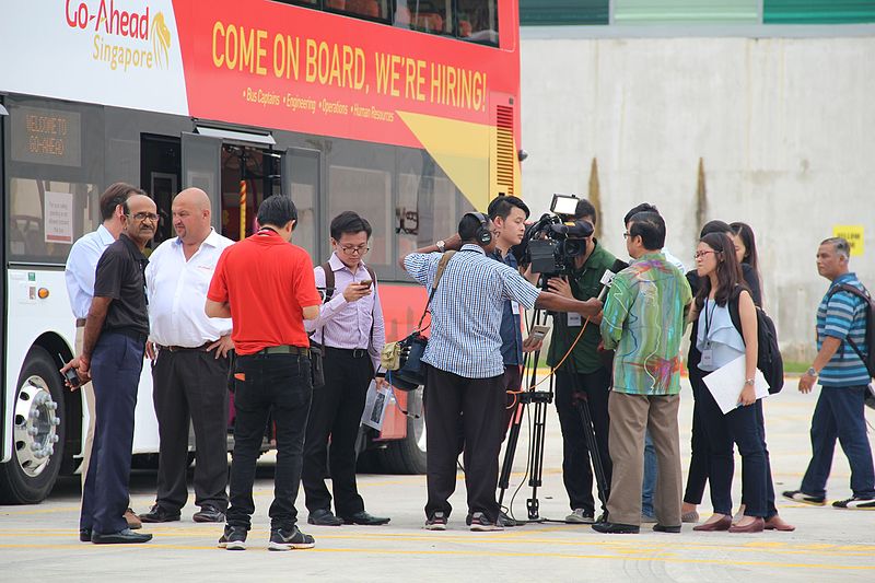 File:Loyang Bus Carnival media interview guests 02.jpg