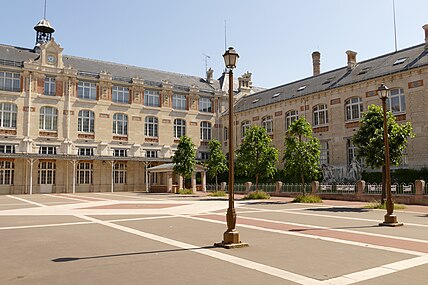 Lycée Voltaire