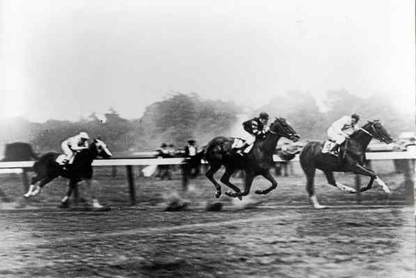 Man o' War suffers his sole defeat to Upset in the Sanford Stakes